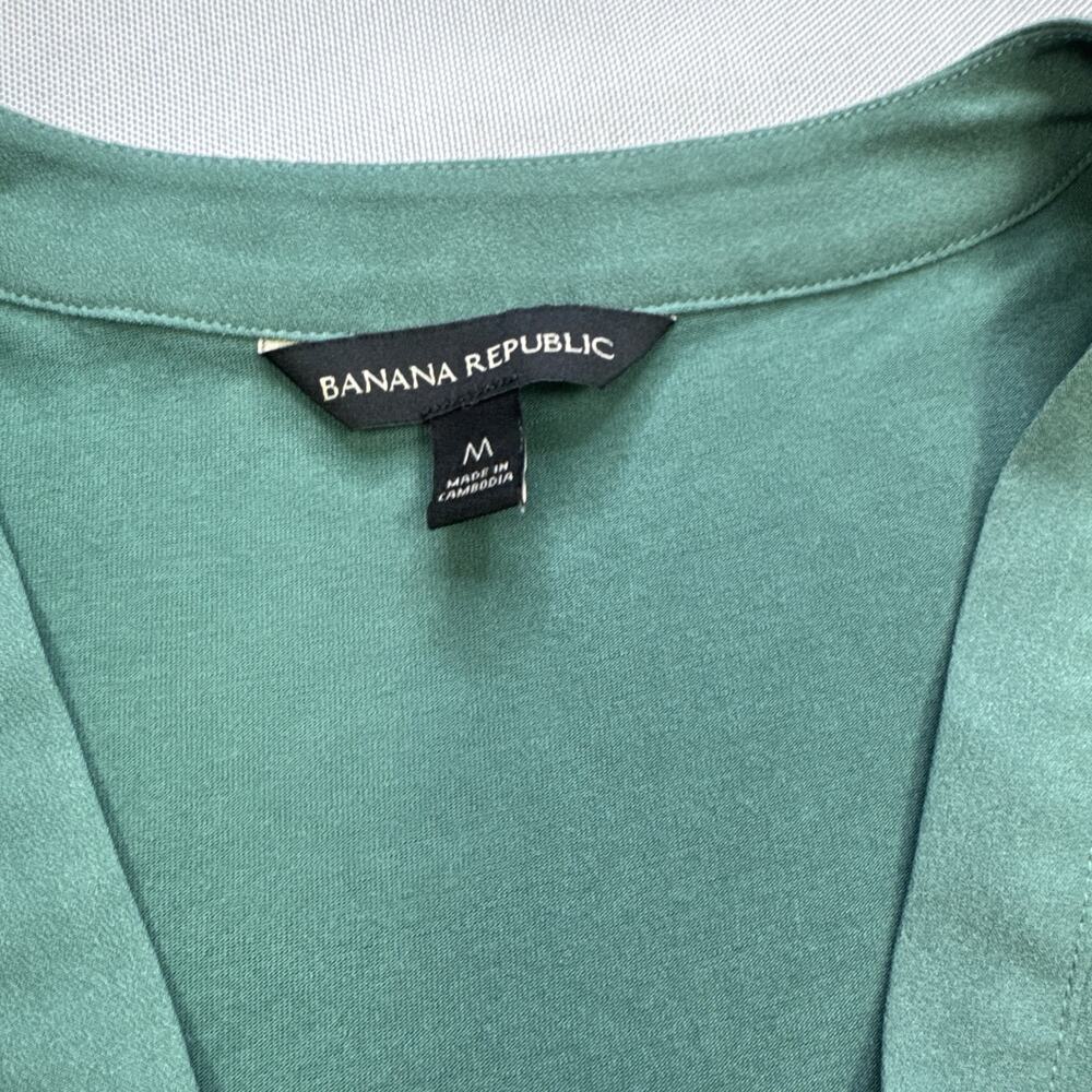Banana Republic Women's Mixed Media V-Neck Sleeveless Blouse Size M Green #0258 - Picture 2 of 8